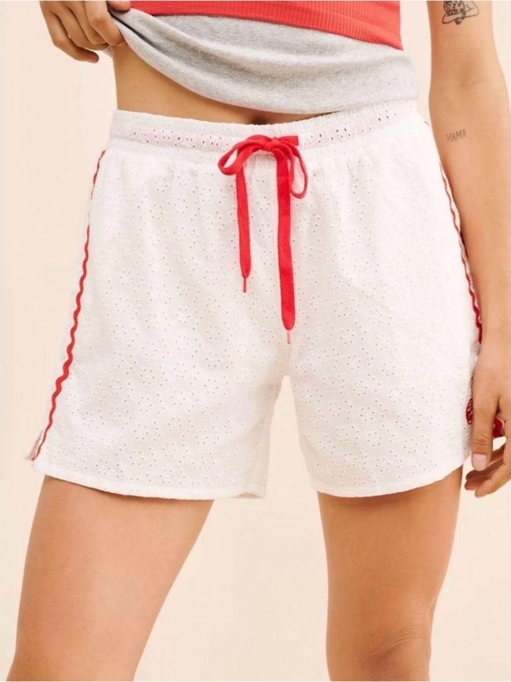 NWT TYLER MCGILLIVARY • SHORTS